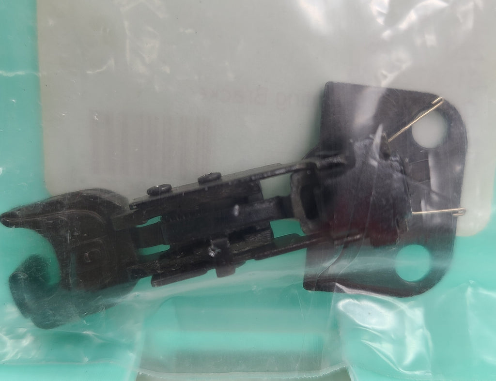 Lionel Coupler w/Mounting Bracket (6108728035)