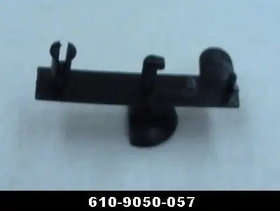 Lionel COUPLER PLUNGER / PLASTIC W/ THUMBTACK (6109050057)