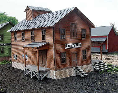 County Feed - Trackside Structures -- Kit (BRA684)
