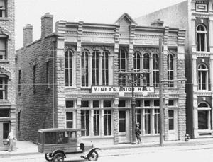 Walthers Miners Union Hall - False Front (460-1702)