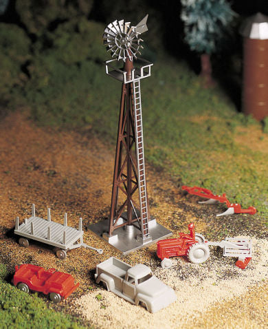 Bachmann WINDMILL WITH FARM MACHINERY (BAC45603)