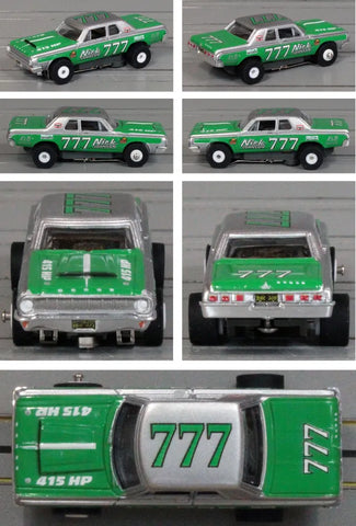 Auto World SC423 Thunder Road 1964 Dodge 300 Green/Silver #777 #3B
