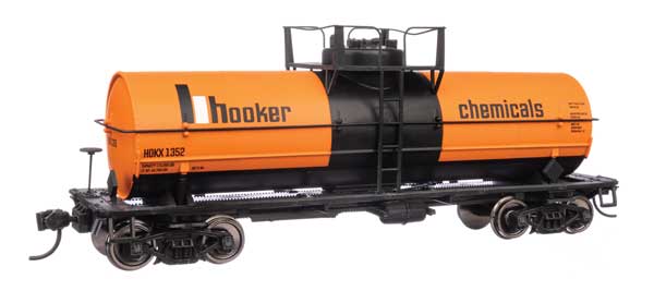 Walthers 36' 10,000-Gallon Insulated Tank Car w/Large Dome, Bolted Jacket  (910-48415)