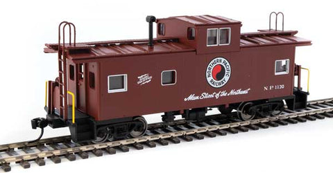 International Wide-Vision Caboose - Northern Pacific #1130 (910-8777)