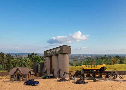 Walthers Vintage Coal Dealer -- Kit   (933-4094)