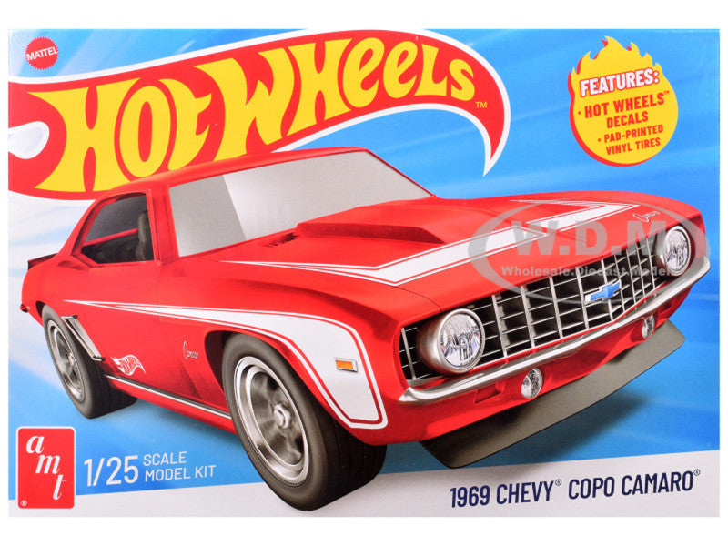 AMT 1/25 Skill 2 Model Kit 1969 Chevrolet COPO Camaro "Hot Wheels"   (AMT1497)