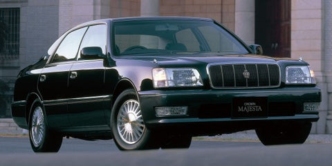 Aoshima 1/24 1998 Toyota UZS151 Crown Majesta C-Type 4-Door Car   (AOS62197)