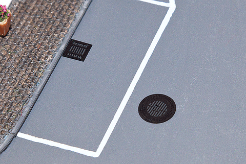 Manhole & Sewer Covers -- pkg(1 (272-180610)