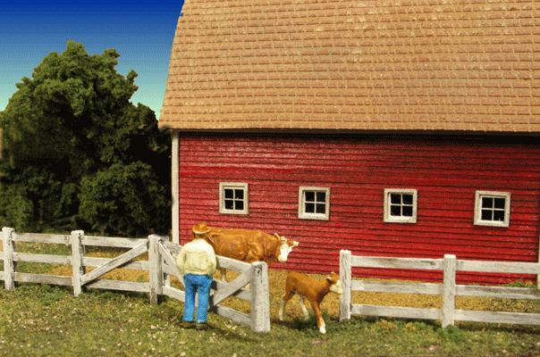 Walthers Barn Yard Fence - Kit (493-2310)