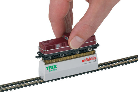 Locomotive Wheel Cleaning Brush - Minitrix -- 2-Rail (739-66623)