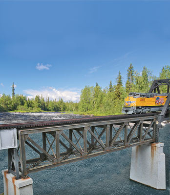 Walthers Single-Track Pratt Deck Truss Railroad Bridge (933-4520)