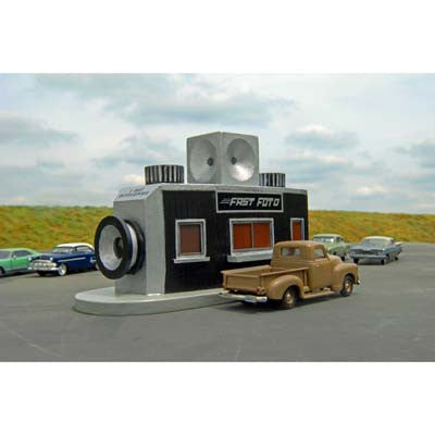 Bachmann Resin Fast Foto Drive-Through HO (BAC35207)