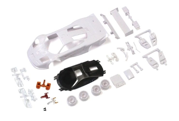 Kyosho McLaren F1 GTR White Body Set (w/Wheel) (KYOMZN192)