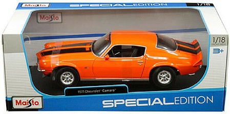 Maisto 1971 Chevrolet Camaro (Orange) 1/18  (MAI31131ORG)